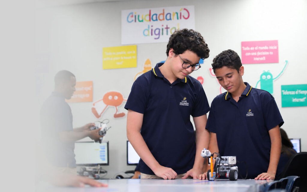 propuesta-academica-niños-de-lux-mundi